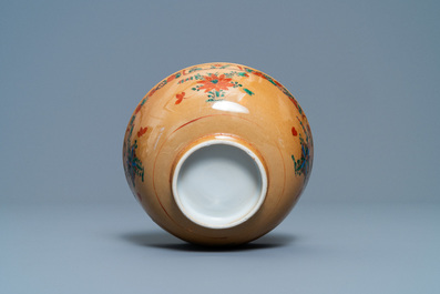 A Chinese capucine brown-ground famille verte bowl, Kangxi