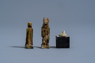 A varied collection of archaeological finds, various origins and periods