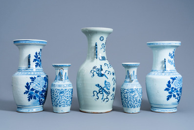 Ten various Chinese blue and white vases, 19th/20th C.