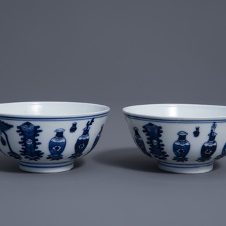 A pair of Chinese blue and white bowls with antiquities design, Guangxu mark and prob. of the period