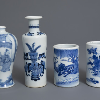 Two Chinese blue and white vases and two brush pots, 19th/20th C.