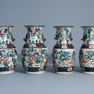 Two pairs of Chinese Nanking crackle glazed famille rose vases with warrior scenes, 19th C.