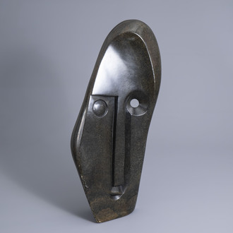 Richard Mteki (1947): Double face, carved serpentine