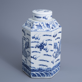 A Chinese hexagonal blue and white jar and cover with dragons, Kangxi mark, 19th C.