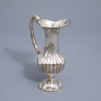 A Spanish silver Historicism jug, 915/000, 20th C.