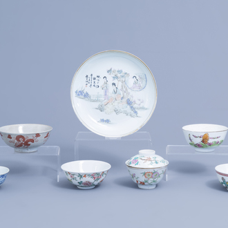 Een gevarieerde collectie Chinees polychroom porselein, 19de/20ste eeuw