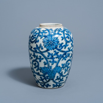 A Chinese blue and white 'lotus scrolls' jar, 19th C.