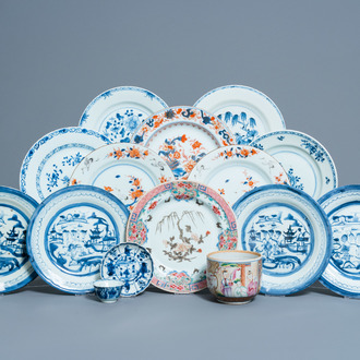 A varied collection of Chinese blue, white, famille rose and Imari style porcelain, Qianlong/Jiaqing