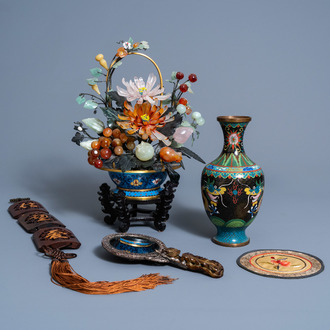 A varied collection of Chinese items in cloisonné, jade, wood, textile, etc., 20th C.