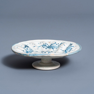 A small Italian shell-shaped tazza with floral design, 18th C.