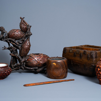 A varied collection of Japanese wood- and wickerwork, including hibachi and ikebana, Meiji and later, 19th/20th C.