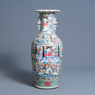 A Chinese famille rose vase with palace and warrior scenes, 19th C.