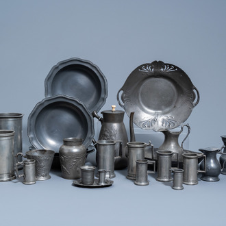 A large and varied collection of pewter items, a.o. Art Nouveau objects, various origins, mainly 19th/20th C.