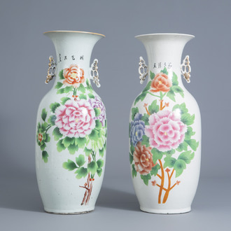 Two Chinese famille rose vases with floral design, 19th/20th C.