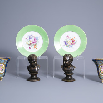 A pair of old Paris porcelain mural vase, a pair of Limoges plates with floral design and a pair of bronze children's busts, France, 19th C.