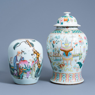 A Chinese famille rose 'antiquities' vase and cover and a 'Shou Lao' ginger jar, 19th/20th C.