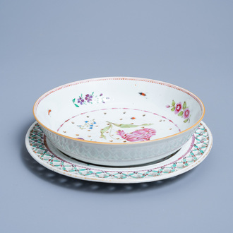 A Chinese famille rose strainer on stand with insects and floral design, Qianlong