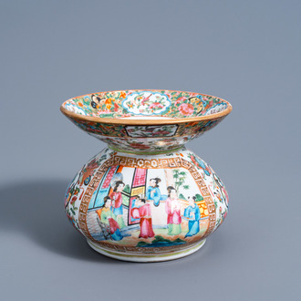 A Chinese Canton famille rose spittoon with palace scenes, 19th C.