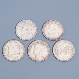 Five various Chinese silver coins, 19th/20th C.